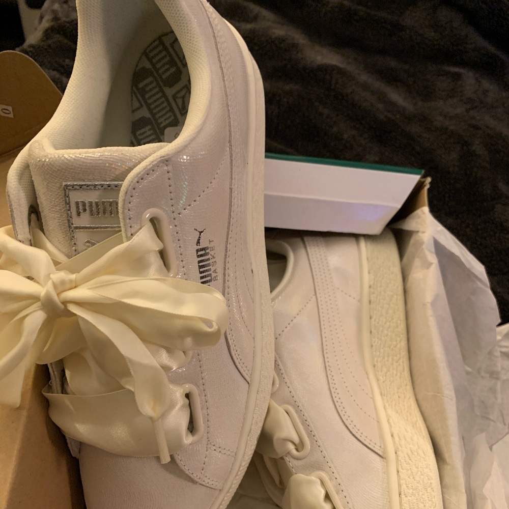 Puma leather sneakers